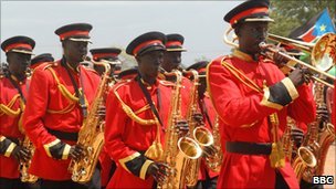 _48632627_sudanmusicians.jpg