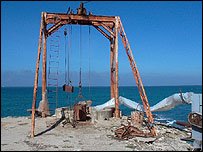 _42671167_crane203.jpg