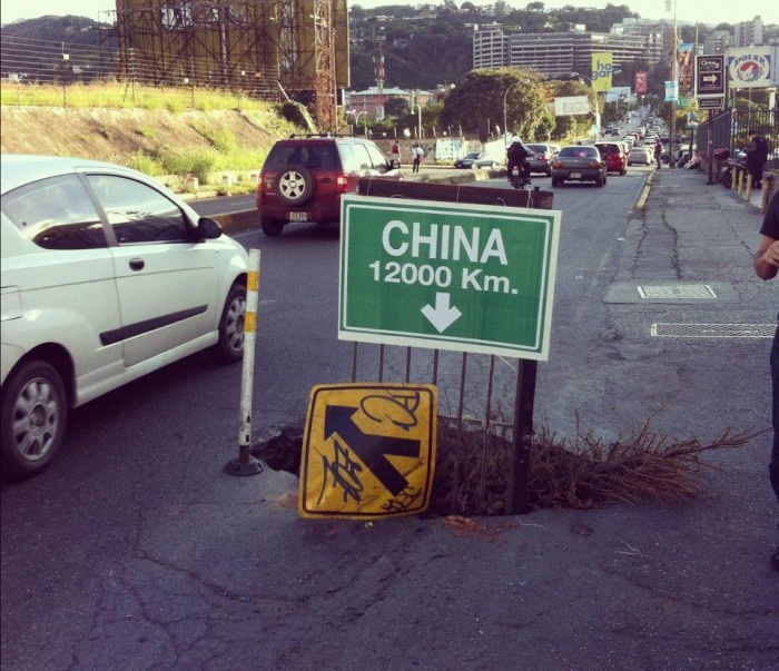 funny-road-sign-1.jpg