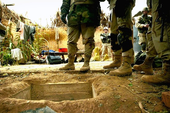 RV-AF182_SADDAM_G_20111202015447.jpg