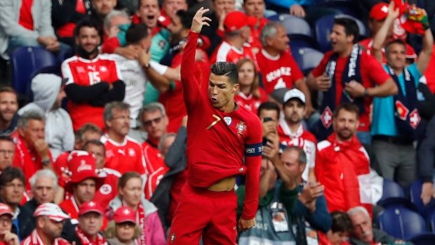 AF630CB3-75F3-4113-A5C0-6E000F87011E.jpe