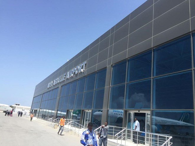 Aadan-Cadde-Airport.jpg