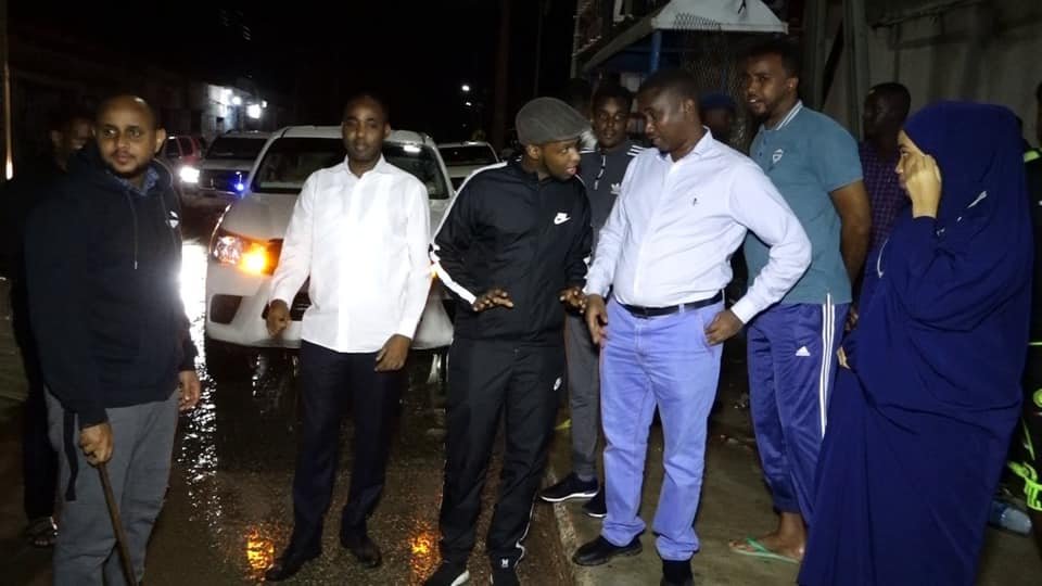 76204100_585515525608758_377258264726444