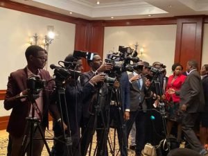 f8604e2b-c5da-4616-ba61-5423003926b3-300