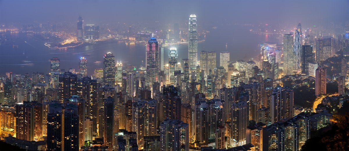 Hong_Kong_Skyline_Restitch_-_Dec_2007.jp