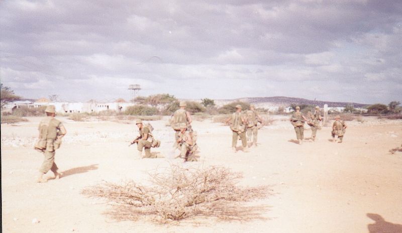 800px-Canadian_Military_in_Somalia_1992.