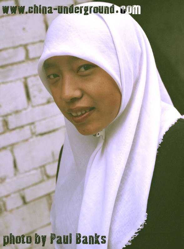 Muslim_woman_1.jpg