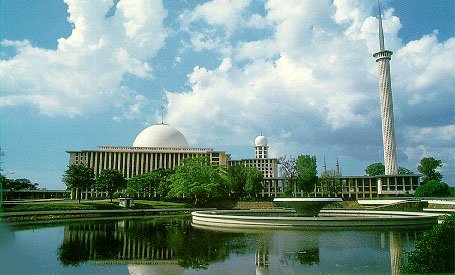 masjid%20istiqlal%20-%20indo.jpg