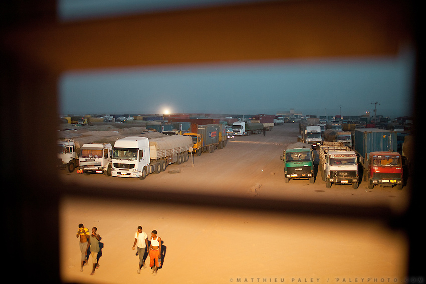 Africa-Djibouti-10-07.jpg