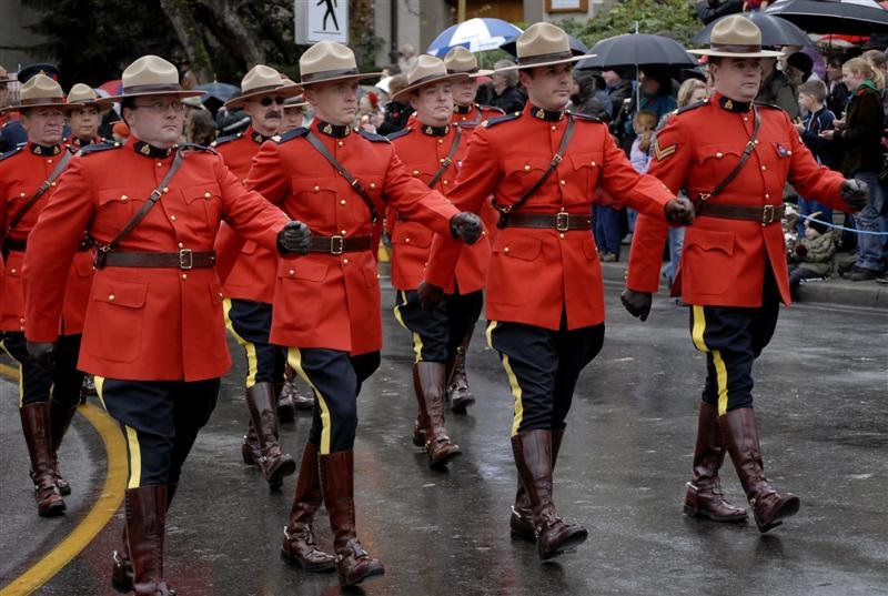 Royal-Canadian-Mounted-Police-Uniforms.j
