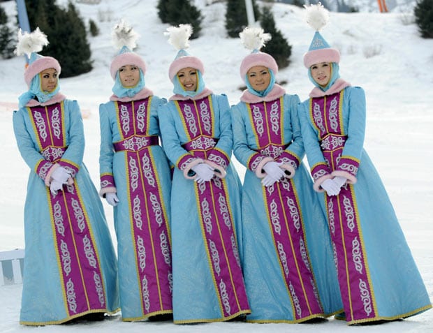 kazakh-women_1814969i.jpg