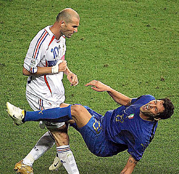 Zidane2_350x341.jpg