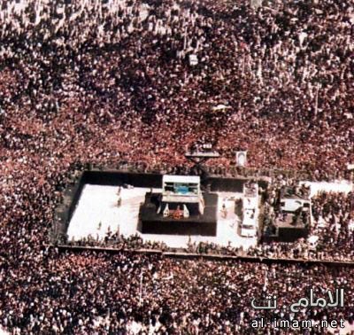 khomeini_funeral1.jpg