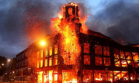Building-on-fire-during-T-007.jpg