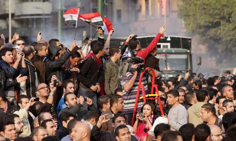 Egyptians-protest-in-cent-008.jpg