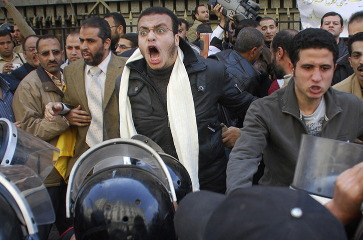 Protesters-in-Cairo-001.jpg