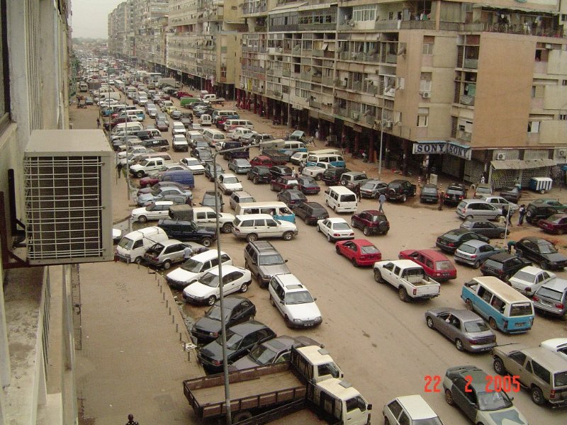 Avenida_dos_Combatentes_Luanda.jpg