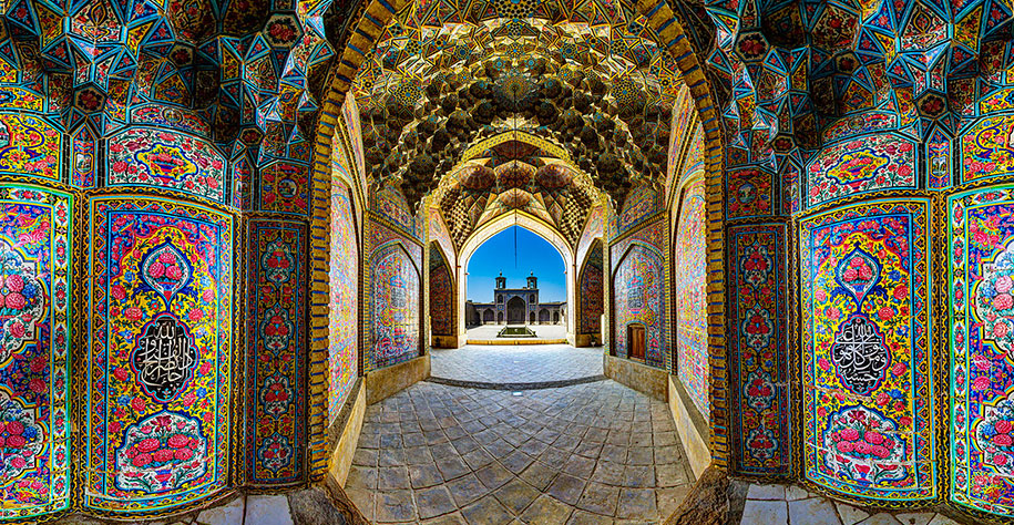 nasir-al-mulk-mosque-shiraz-iran-7.jpg