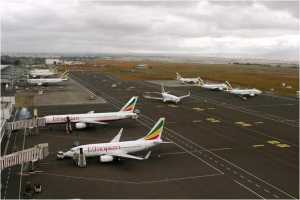 Flights resume as authority resolves problem with air traffic controllers