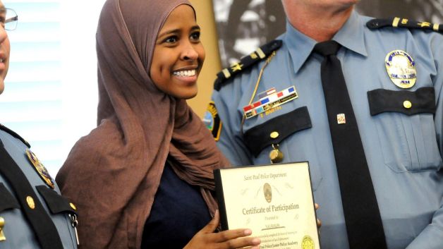 somali-police-participation-female-minneapolis-minority