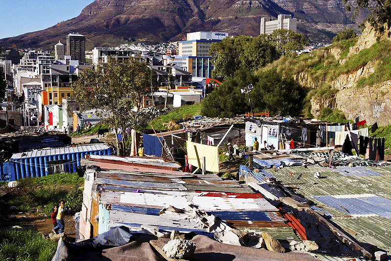 South-africa-shanty-town-somali