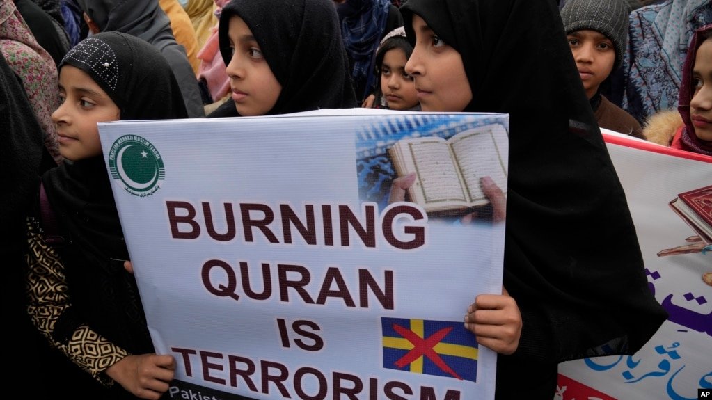 01000000-0a00-0242-a896-08db788df542_cx0