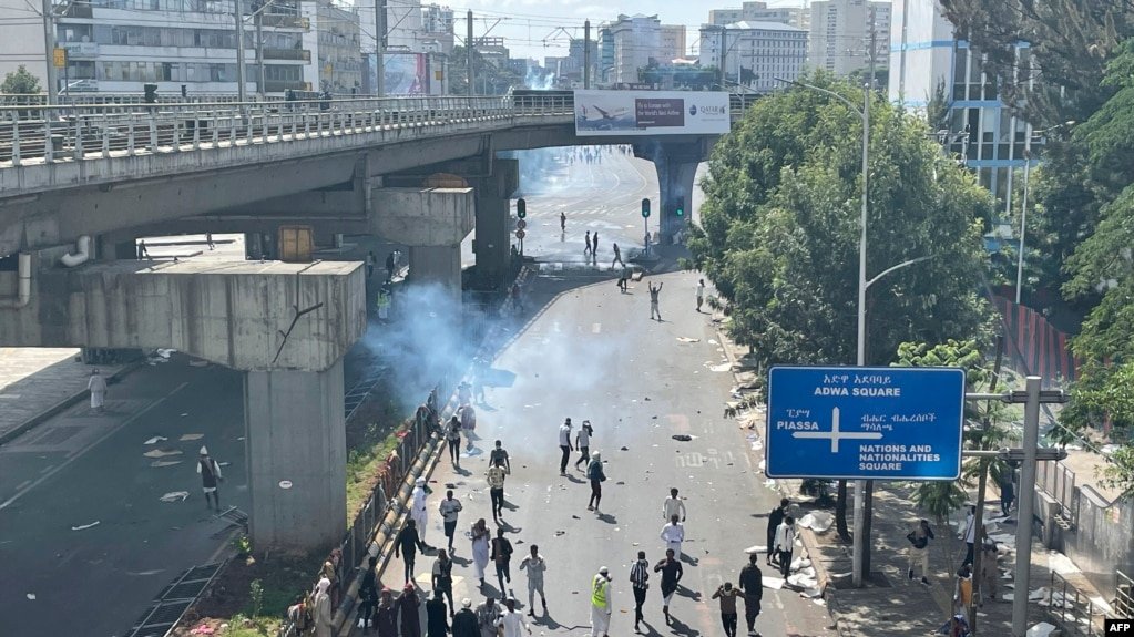 02d10000-0aff-0242-c3b7-08da2c5eb01e_w10