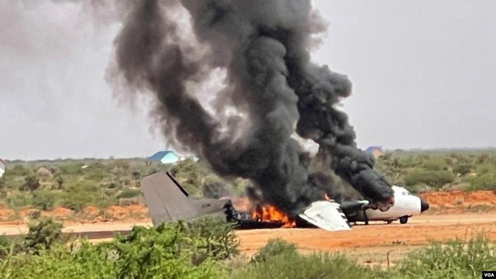 Diyaarad ku gubaneysa Doolow