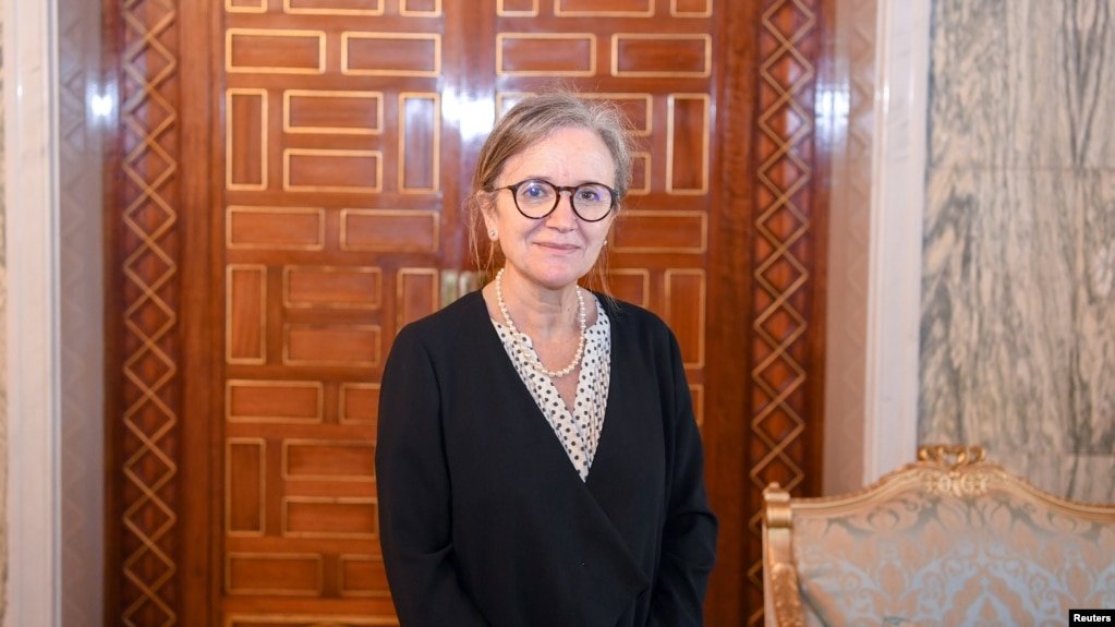 9A952AC5-2385-4BA5-81AF-E71B536D00A8_w10