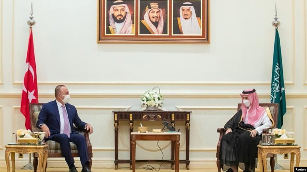 Mevlut Cavusoglu iyo Faisal bin Farhan Al-Saud