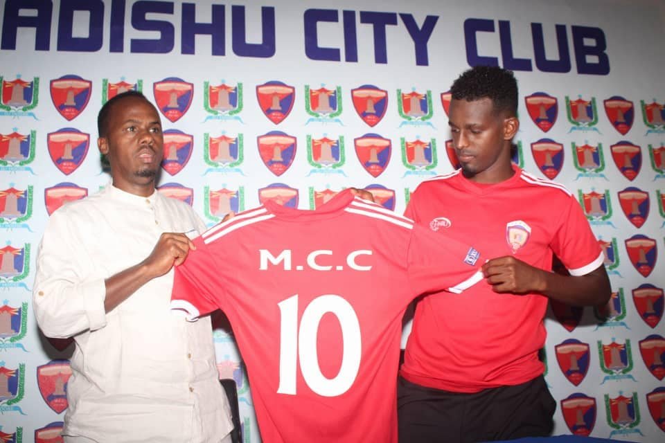 70650012_2342975959113420_65338397563404