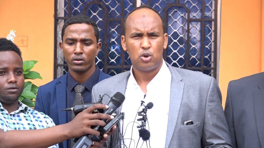 00082.MTS_.00_01_09_01.Still001-1024x576