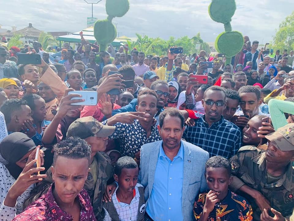 61988926_1183304238670757_25376313045732