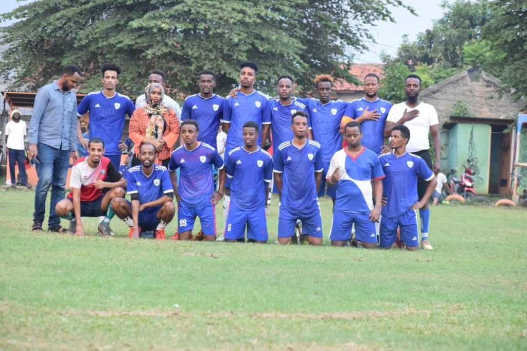 cfac81bb-8787-4d3b-ab5d-107cf5048694-102