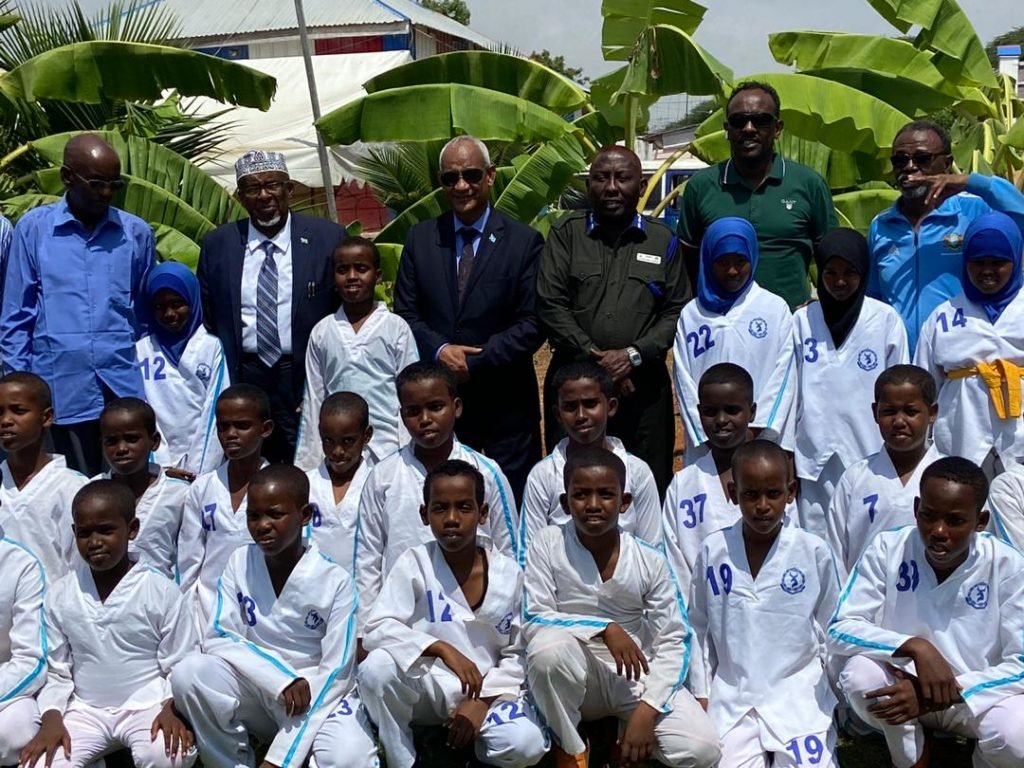 d92921eb-d1c7-489e-a5fd-0d7849c7e895-102