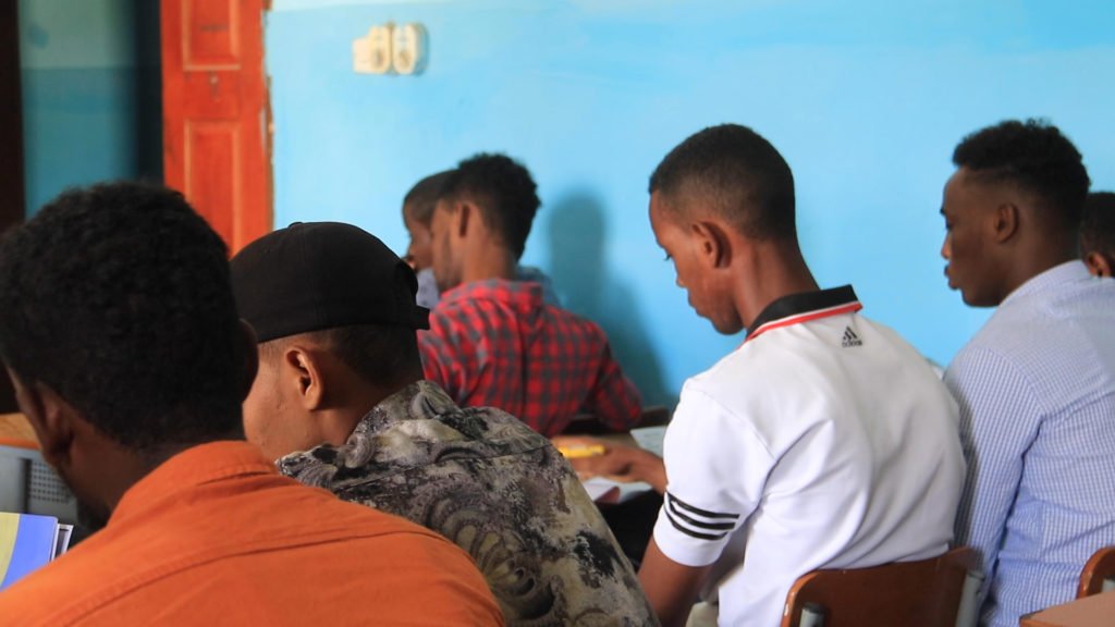 MVI_7943.MP4.00_00_08_07.Still001-1024x5