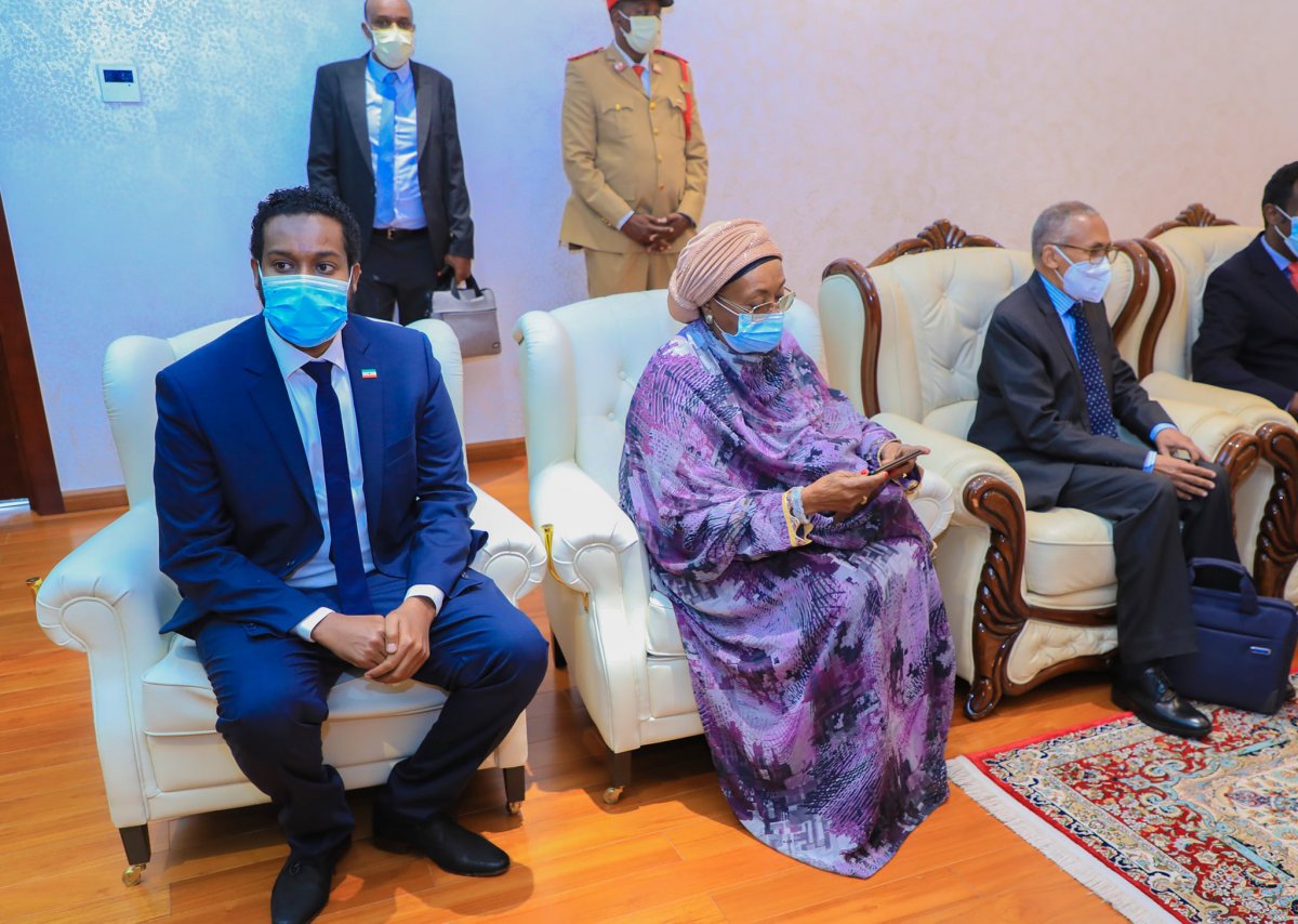 271754410_490590365970837_49384151576323