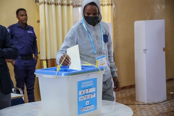 272683143_161272519568688_65640064454021