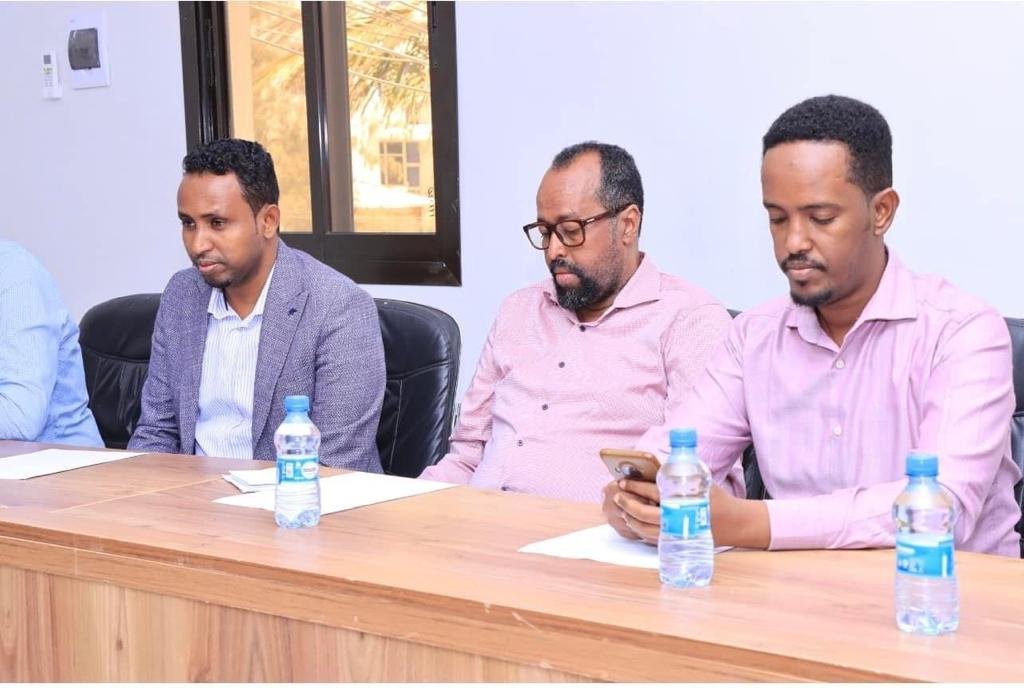 1288fa69-12ca-401f-98bc-595d8fd86b66-1.j