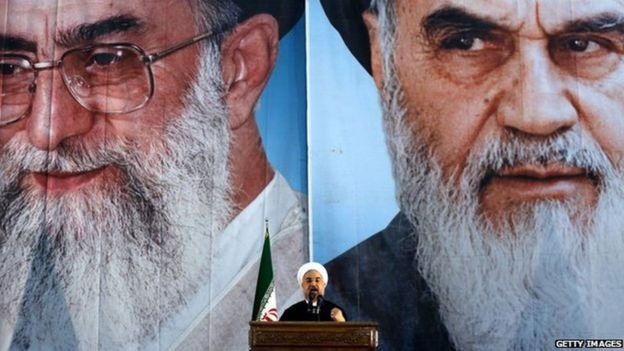 Aayatullah Cali Khameney iyo Aayatullah Ruuxullah Khumeyni