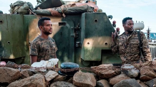 Ciidamo ku sugan magaalada Daanshaa