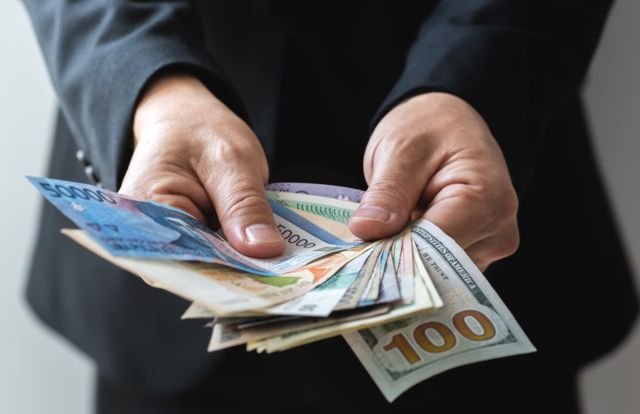 Liiska dadka ugu taajirsan dunida ayaa isbeddelay