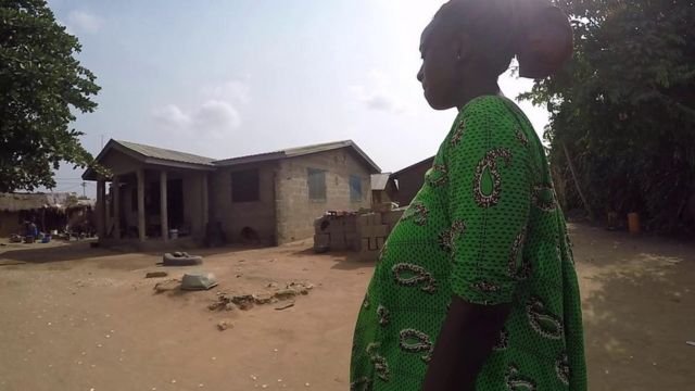 A pregnant woman in Mafi Dove