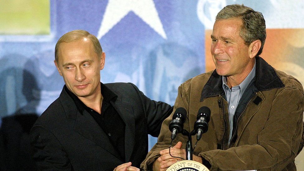 Putin iyo George W Bush oo Texas, ku kulmay 2001