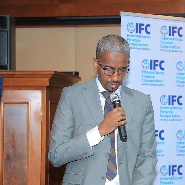 83346016_109896870565305_185305660470276