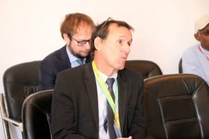 b6af5287-bc1d-4d63-a8e1-0f7ba30e715e-1-3