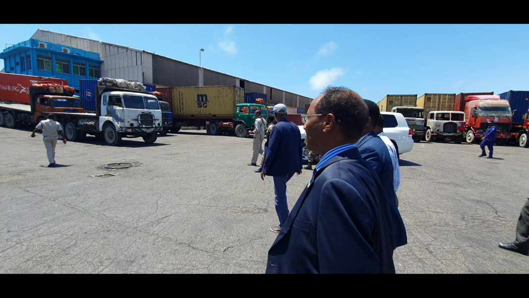 vlcsnap-2020-10-22-04h03m45s498-1-1068x6