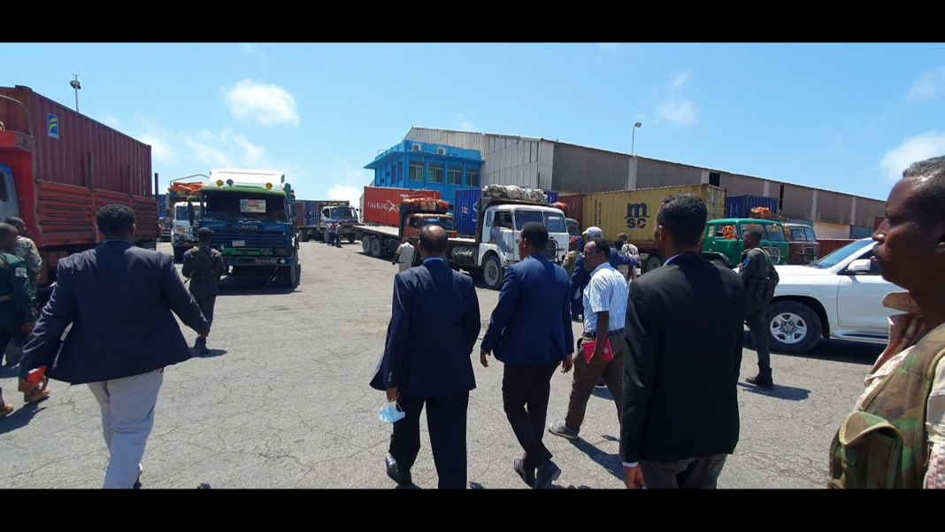 vlcsnap-2020-10-22-04h03m47s802-1-1068x6