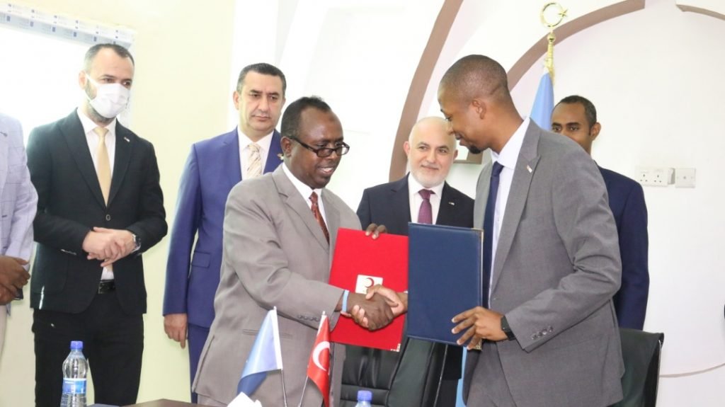 284ea747-86ab-479b-b8be-93fca6290de5-102