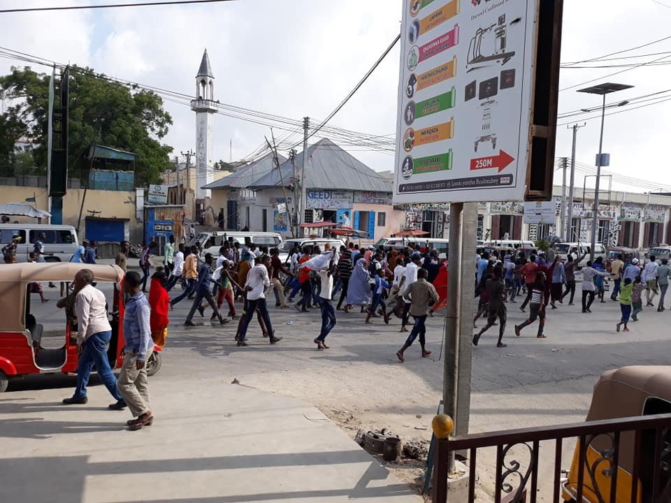 Shacab careysan oo maanta dibad-bax ka dhan ah DF ka dhigay Muqdisho + Ujeedka